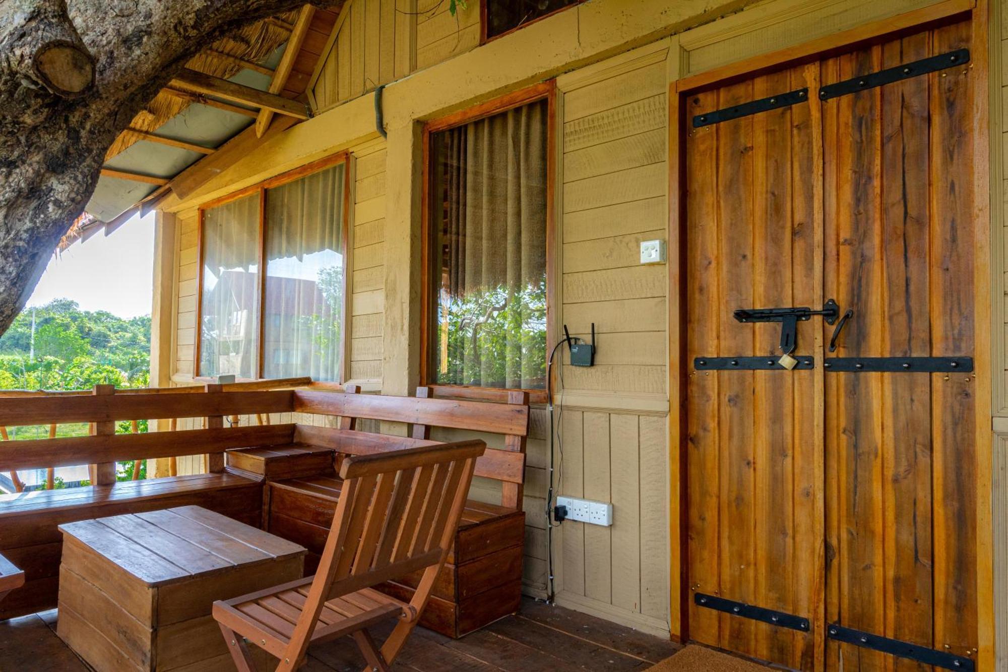 Rock Shade Chalet- Sigiriya Exterior photo